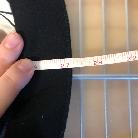 Stylish tank top by CDW Creative Design Works, Inc. Medium lightweight, tank top - Picture 7 of 9